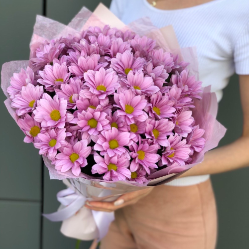 Букет из 7 розовых кустовых хризантем